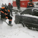 Aprenda a desatolar um carro da neve