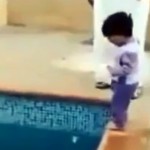 Como as crianças aprendem a nadar lá nas arábias