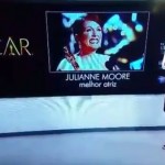 Atriz Julianne Moore ganha o Oscar por interpretra...