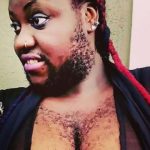 Mulher mais peluda da Nigéria publica fotos para p...