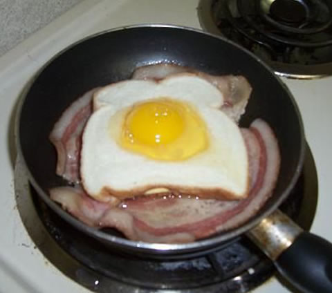 Café da manhã dos deuses: Ovo no ninho