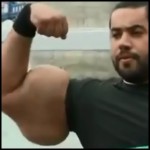 Homem bate record mundial de maiores bíceps 