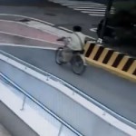 IMAGENS FORTES de um ciclista sendo atropelado!