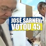José Sarney flagrado votando em Aécio Neves